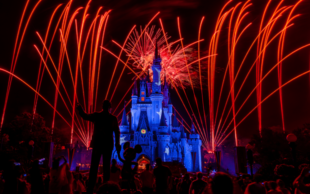Disneyland-Fireworks--03