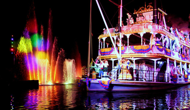 Disneyland-Fireworks-05
